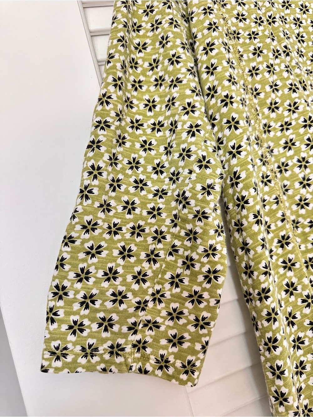 J. Jill Green Floral 3/4 Sleeve 100% Pima Cotton Center Seam Size M - Picture 5 of 16